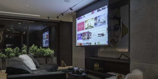 Proyecto R&R - Diseño iluminación, audio, control