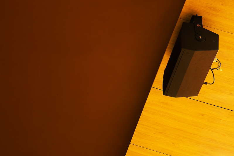 Renkus-Heinz: The Best Solution for Acoustically Complex Spaces 19 Renkus-Heinz Point Source speakers used for sound reinforcement in the upper balconies of the theater.