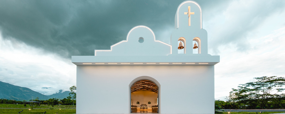 Chapel Hacienda Las Marías. The Evolution of Lighting in Worship Spaces 131 Iluminación exterior de una Capilla por Targetti