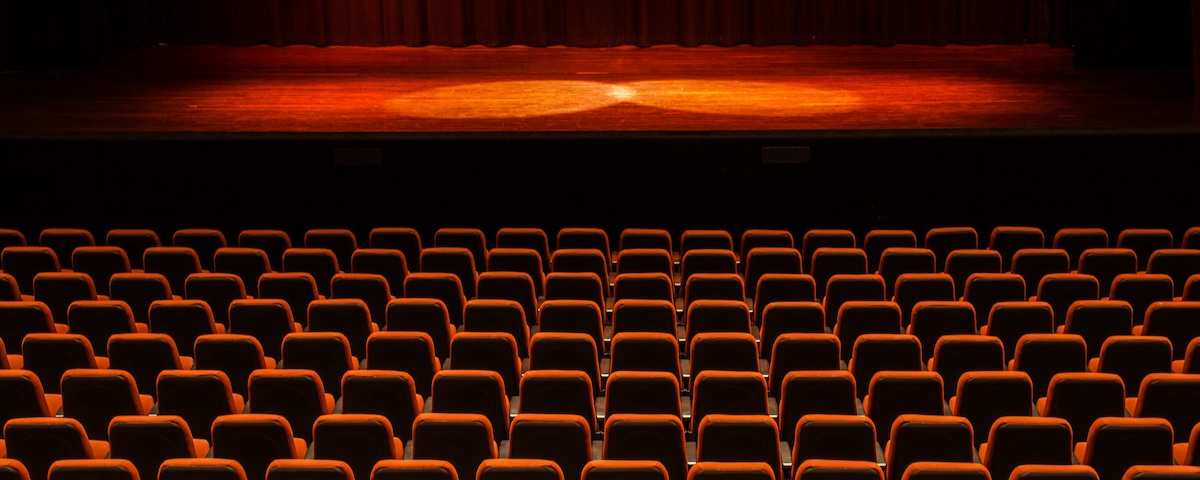 Sillas para auditorios y teatros
