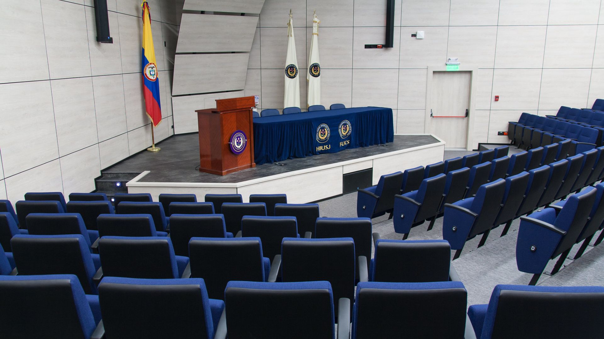 FUCS Auditorium 82 Auditorio FUCS