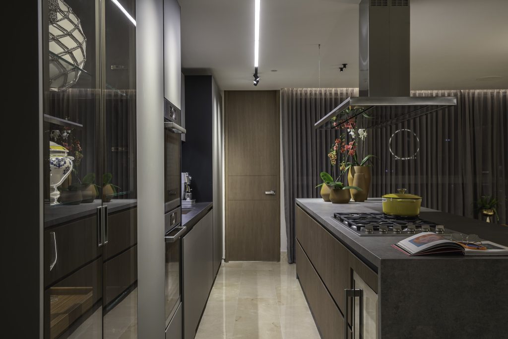 Apartment in Barranquilla: Home Automation and Lighting 8 Apartment YR